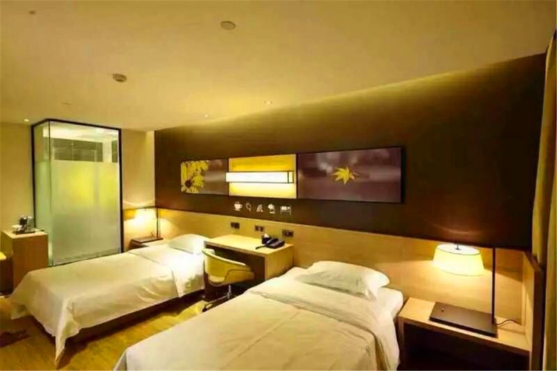 IU Hotel (Huaiyang Xinyigao)Guest Room
