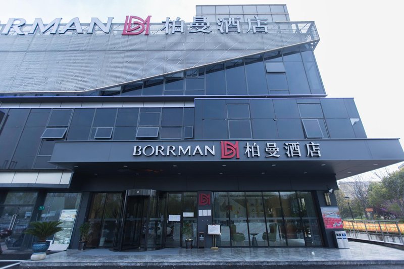 BORRMAN HOTEL Over view