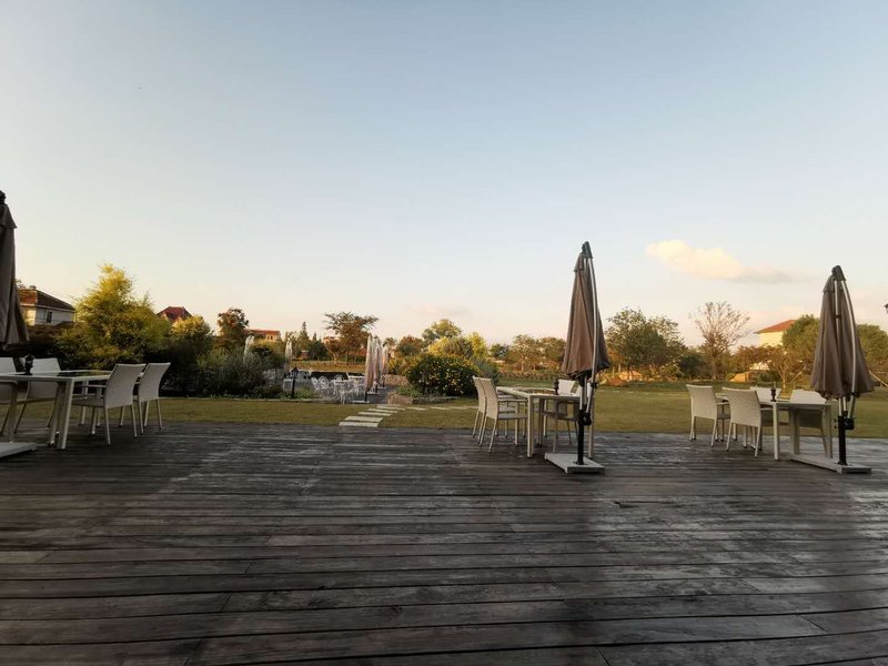 NATURLICHEN Inn Over view