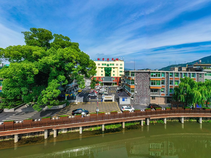 Zherong Hotel Over view