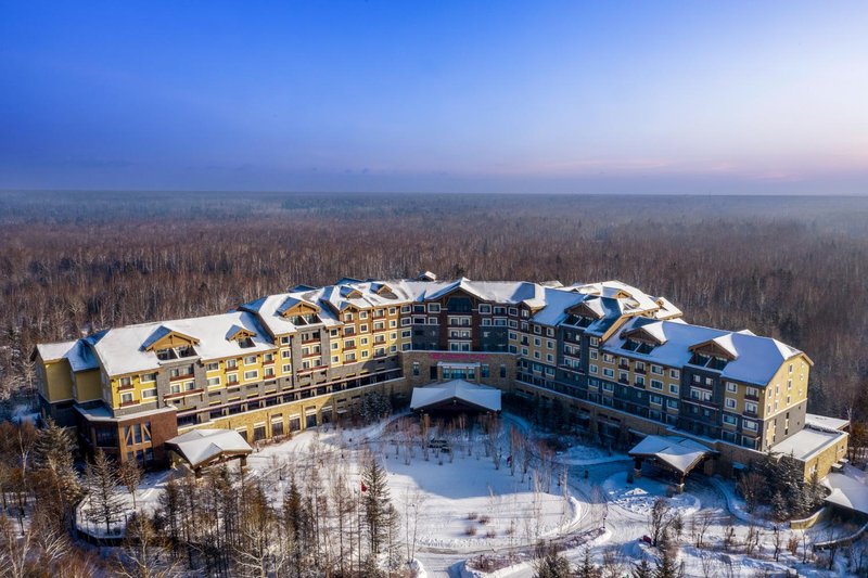 Crowne Plaza Resort Changbaishan Hot Spring Over view