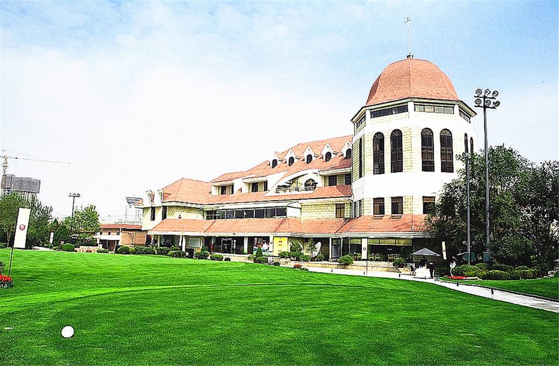 Tianjin Warner International Golf Club Over view