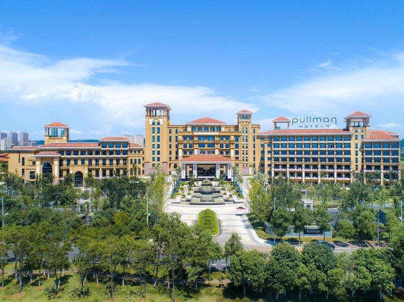 Pullman Hotel Yueyang over view