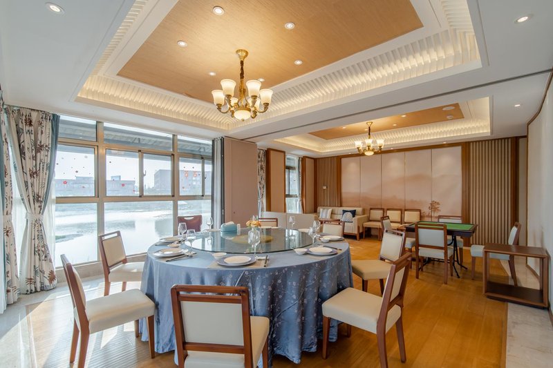 Zhongtie Baihe Baile Holiday Hotel Restaurant