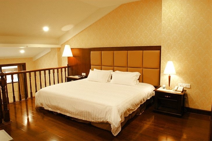 Lianshi Hotel Guest Room