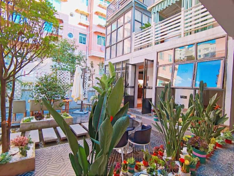 West Life City House Exquisite Get Accommodation Over view