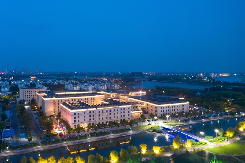 Luxury Blue Horizon Hotel (Hot Spring Hotel)Over view