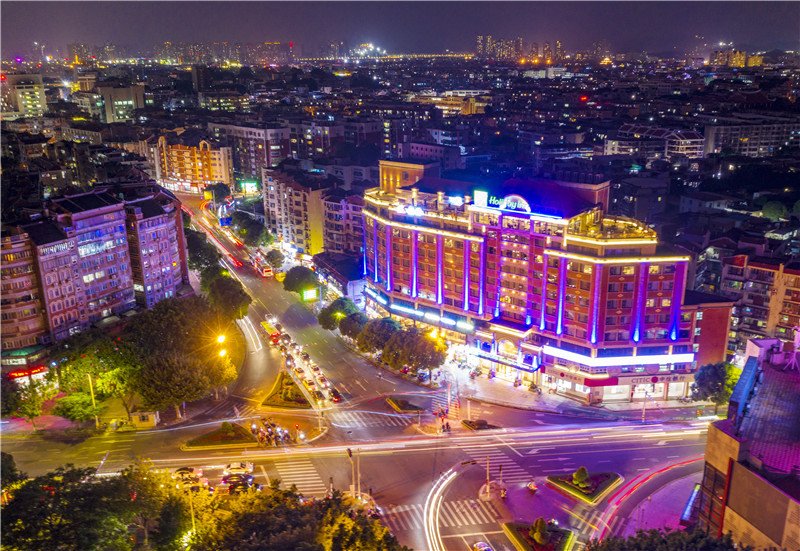 Holiday Inn Experss Quanzhou City Center Over view