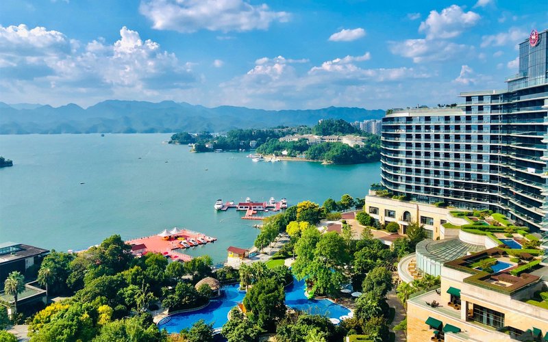 Sheraton Qiandao Lake Resort Over view