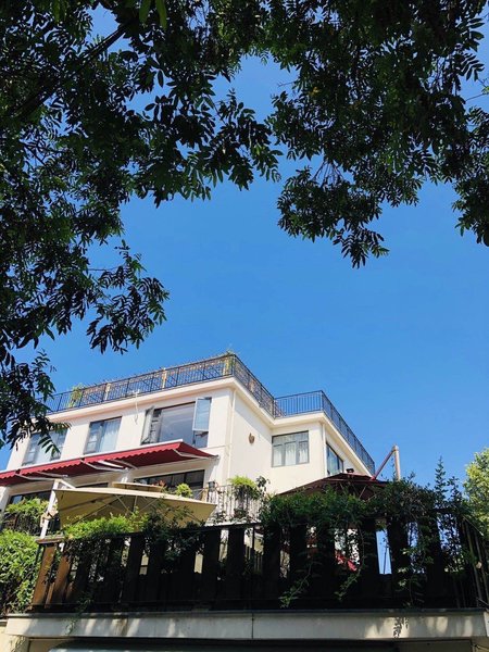 Shiye Shanju Hostel Over view