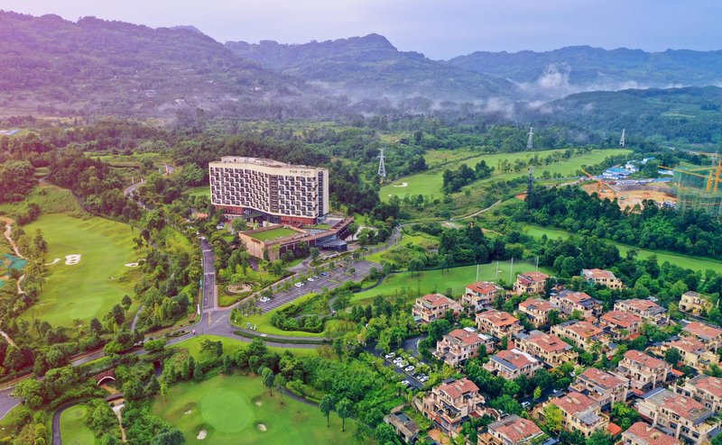 Four Points by Sheraton Chengdu, Pujiang Resort Over view