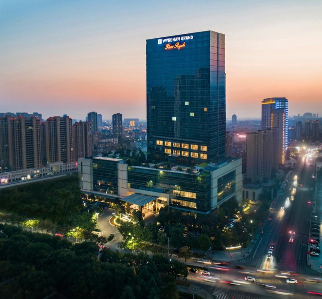 Wyndham Grand Plaza Royale Ever Bright Changxing Over view