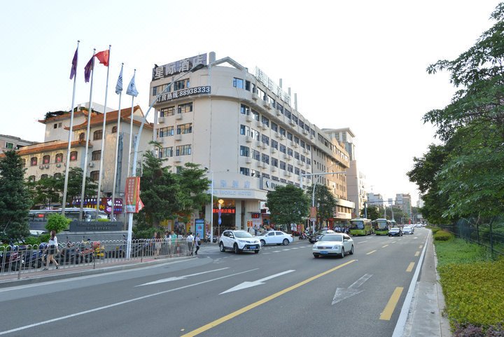 Star World Hotel (Zhongshan Lihe Plaza) Over view