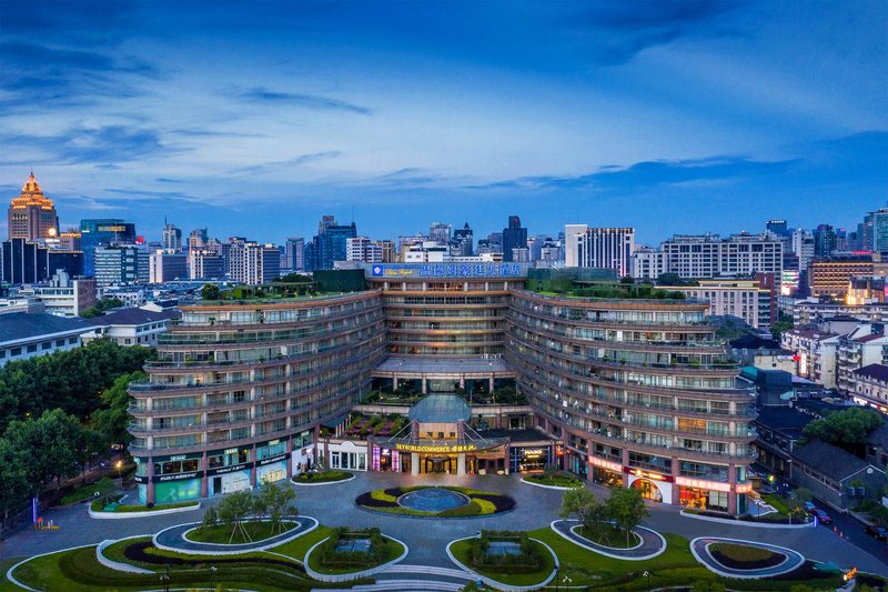 Wyndham Grand Plaza Royale Hangzhou Over view