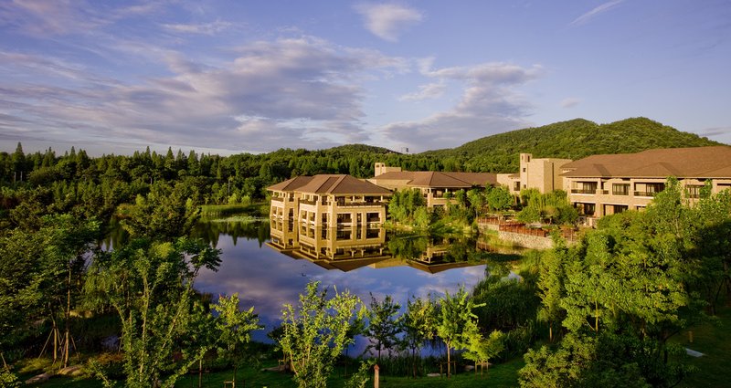 Narada Resort & Spa Liangzhu Over view