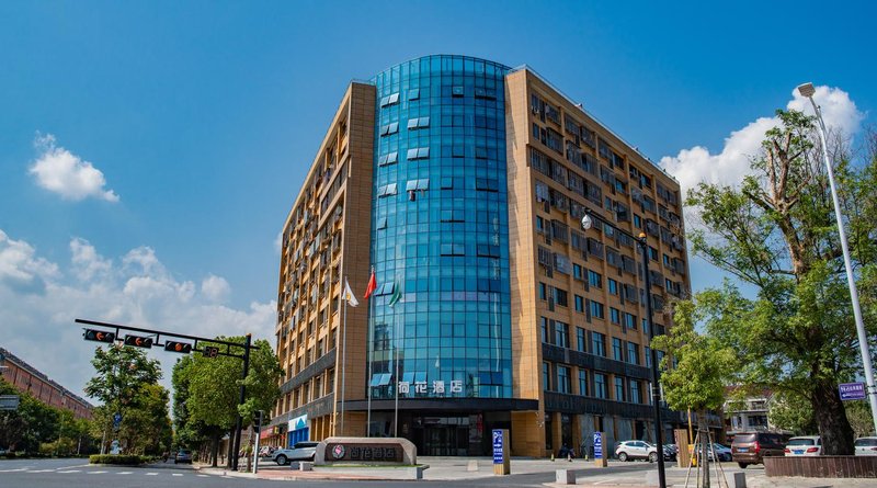 Lotus Hotel Over view