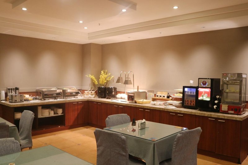 Home Inn (Wanhan Lingjiaohu Metro Station Wanda Plaza) Restaurant