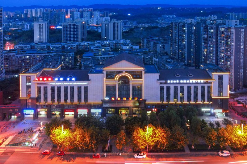 Vienna Hotel (Chongqing Changshengqiao Metro Station) Over view