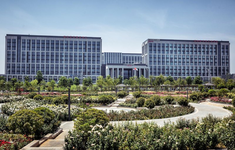 Courtyard by Marriott Zhengzhou Airport Over view