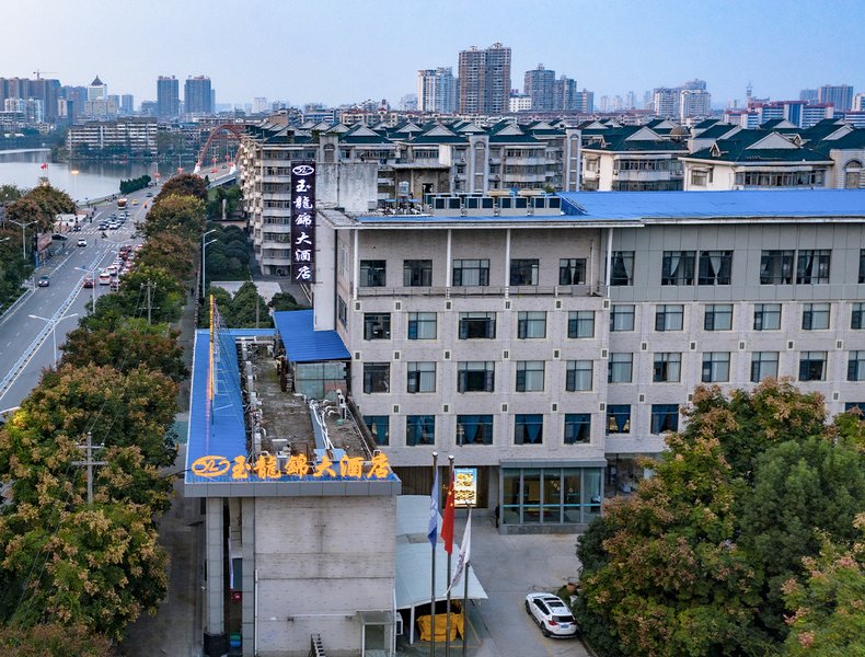 Yu Long Jin Hotel Over view