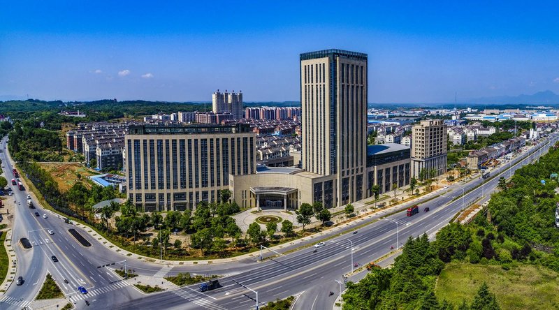 Jinjiu Narada Hotel Nanling over view