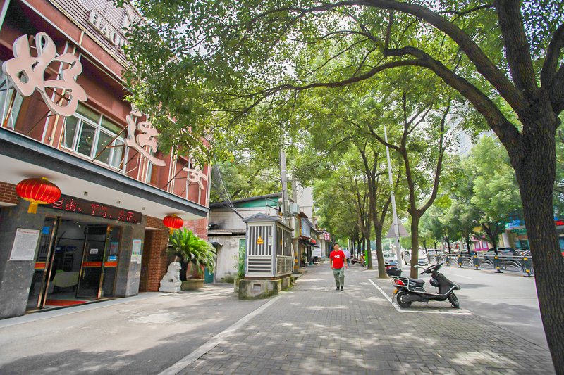 Yun Qi Hotel Over view