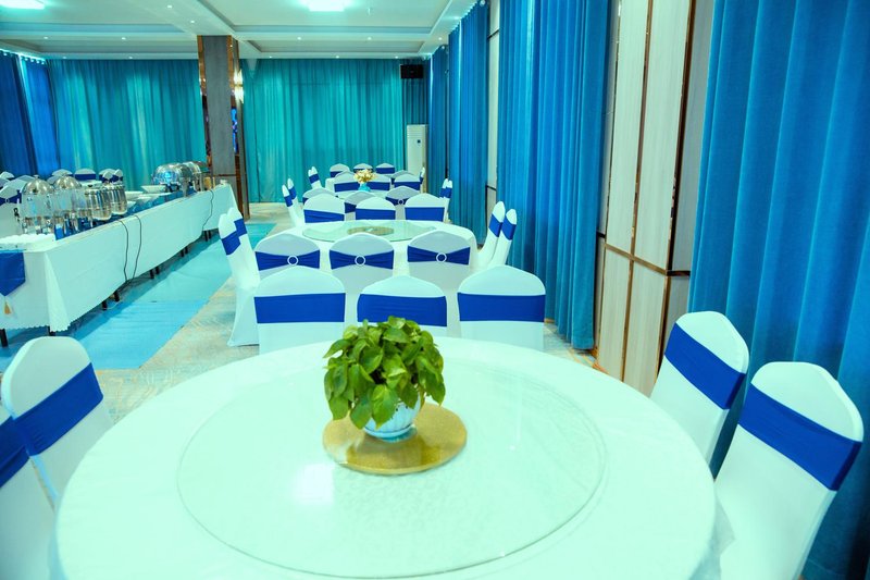 GreenTree Inn GanSu JiuQuan GuaZhou ZhangZhi Park Express Hotel Restaurant