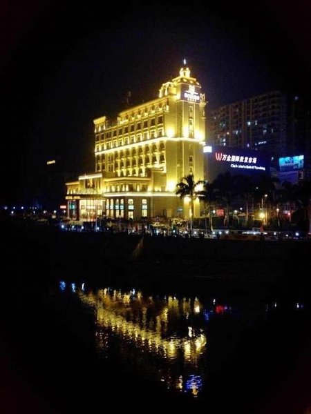 Guo Men Hotel Over view