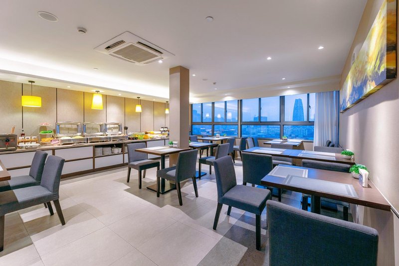 Home Inn Plus (Ningbo Tianyi Square Jiangxiaqiao Metro Station) Restaurant