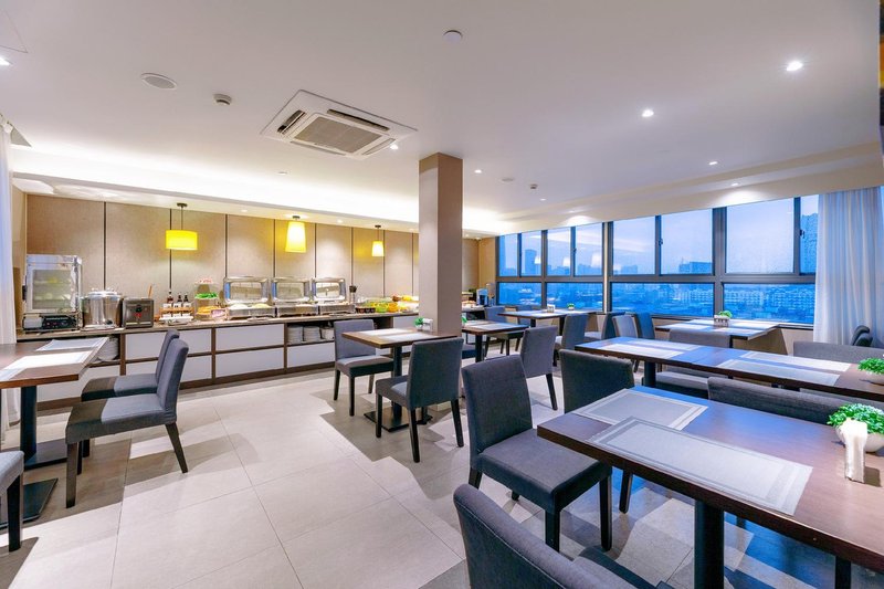 Home Inn Plus (Ningbo Tianyi Square Jiangxiaqiao Metro Station) Restaurant