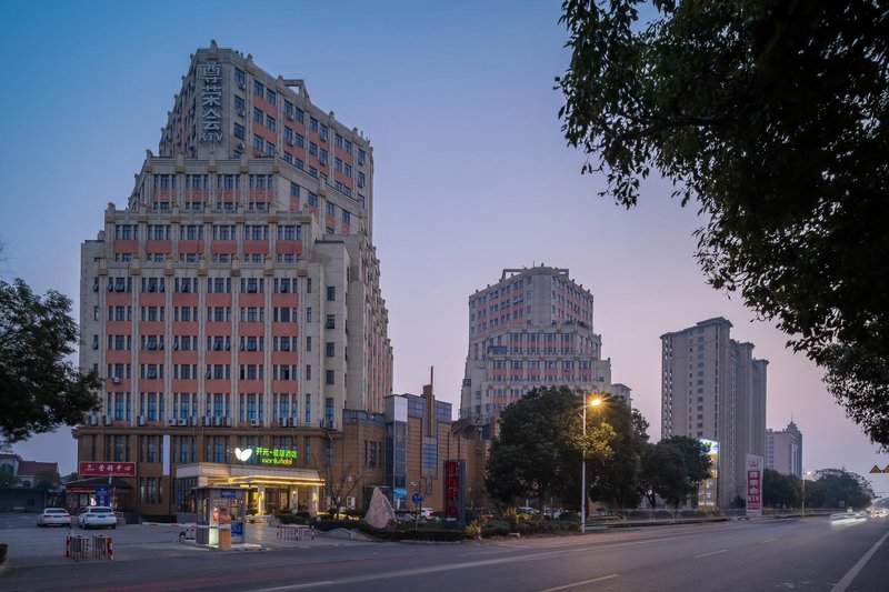 Manju Hotel (Suzhou Xinghuwan) Over view