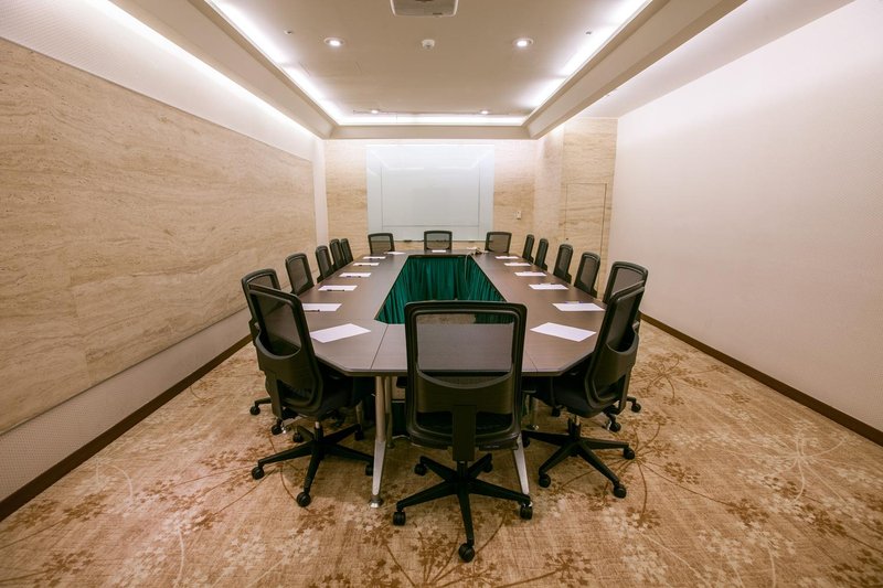 Taisugar Hotel meeting room