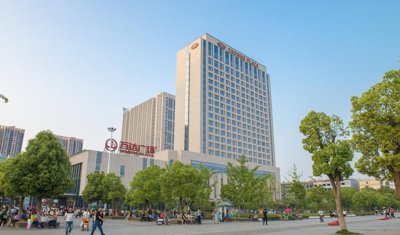 Crowne Plaza Xiangyang Over view