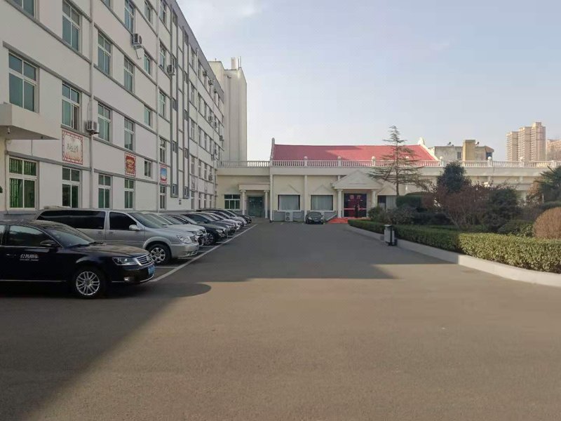 Yima Hotel Over view