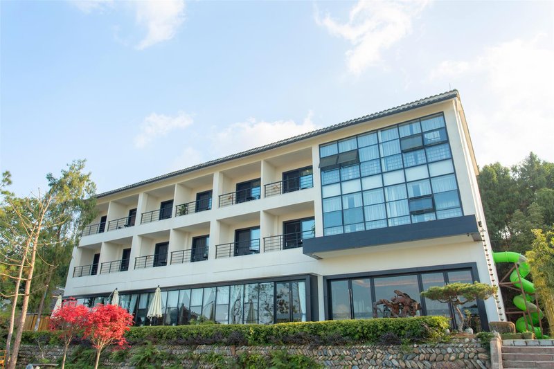 Ruifeng Zhulu Hostel Over view