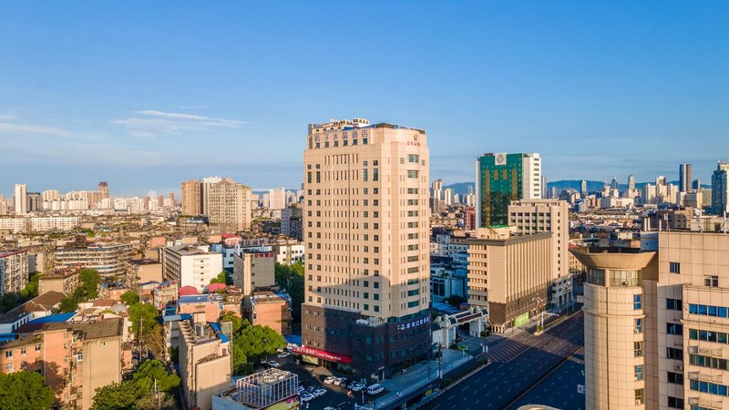 Crystal Orange Hotel (Nanchang Bayi Square) Over view