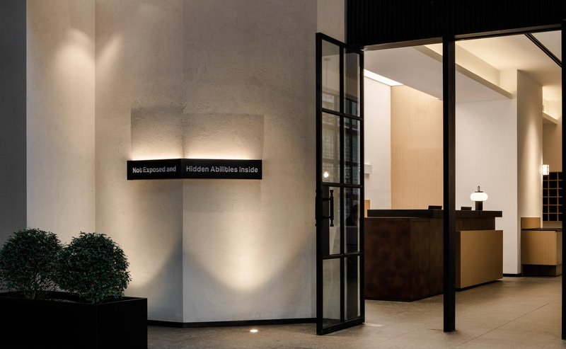 S FEEL designer hotel (Leshan zhanggongqiao Food Street store) Over view