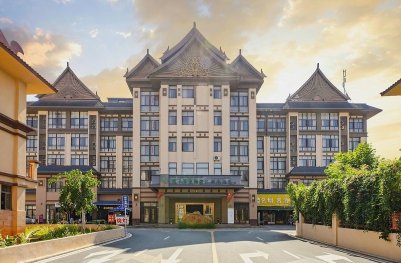 Lavande Hotel (Xishuangbanna Wanda)Over view