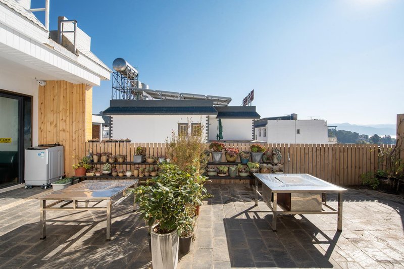 Ximo GuesthouseOver view