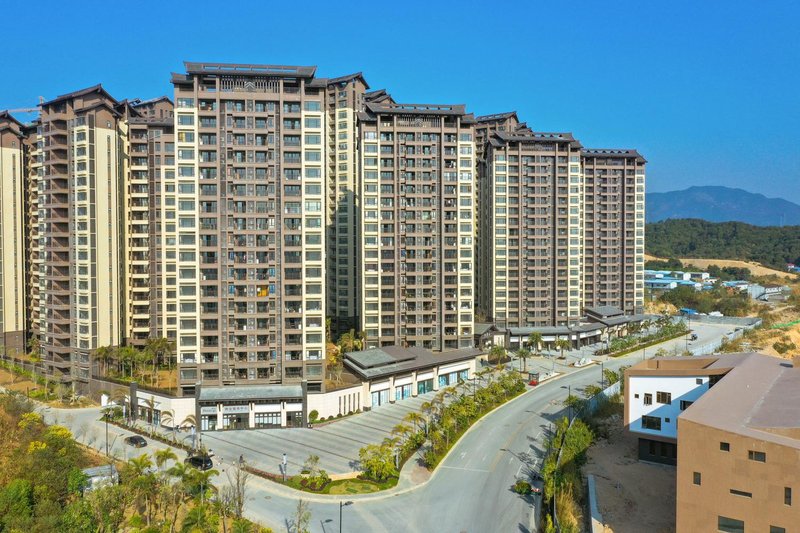 Tuhui Xingman Hot Spring Resort (Jiuxi Mountain Branch, Fogang Valley)Over view