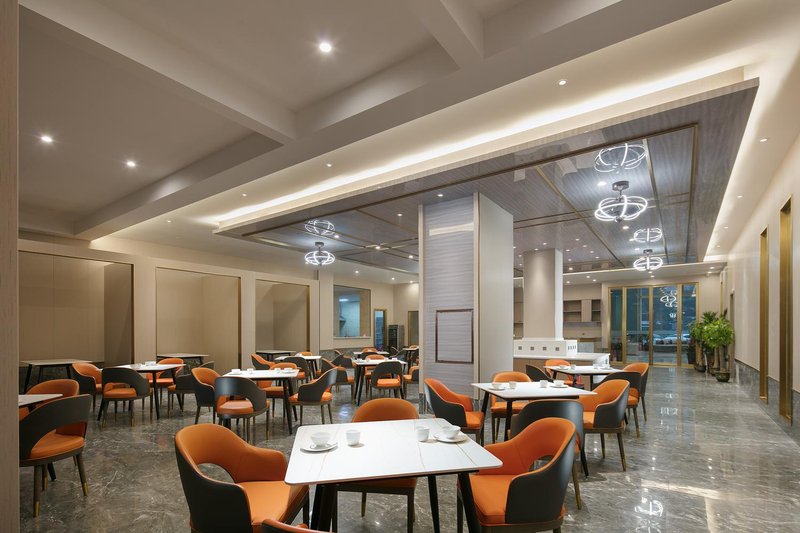 Daems Grand Hotel(Yuanjiang Baihe bus station)Restaurant