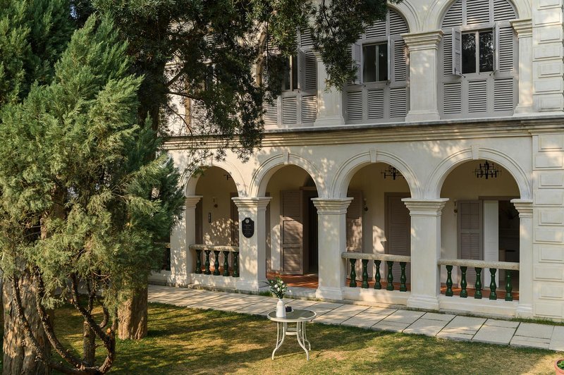 Gulangyu White residence 1902 villa over view