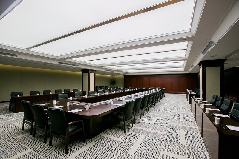 Nanjing Qinglv Hotel meeting room