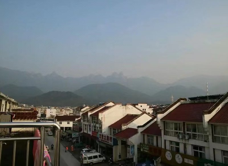 Jiuhuashan wannanchun Hotel Over view