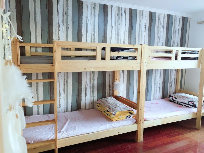 Shun Feng HotelGuest Room