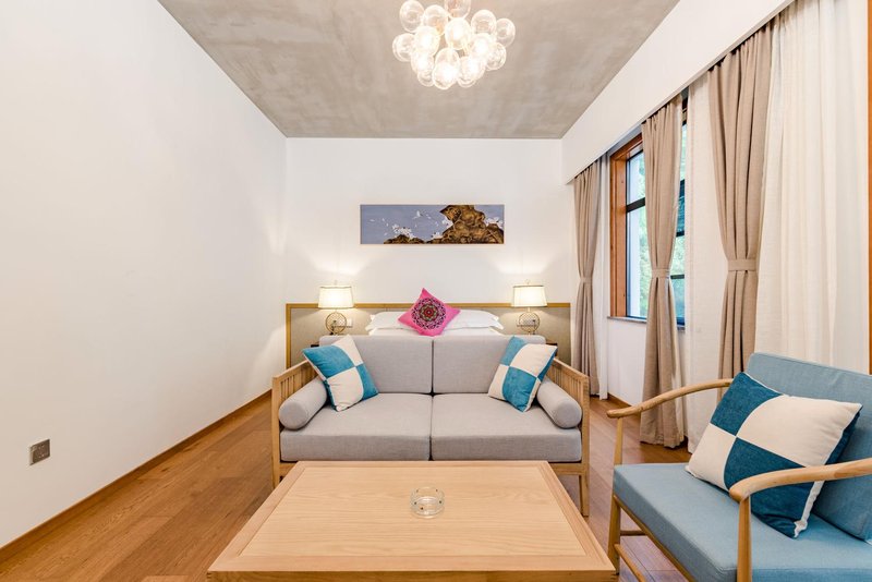 Anji hidden ridge boutiqueGuest Room