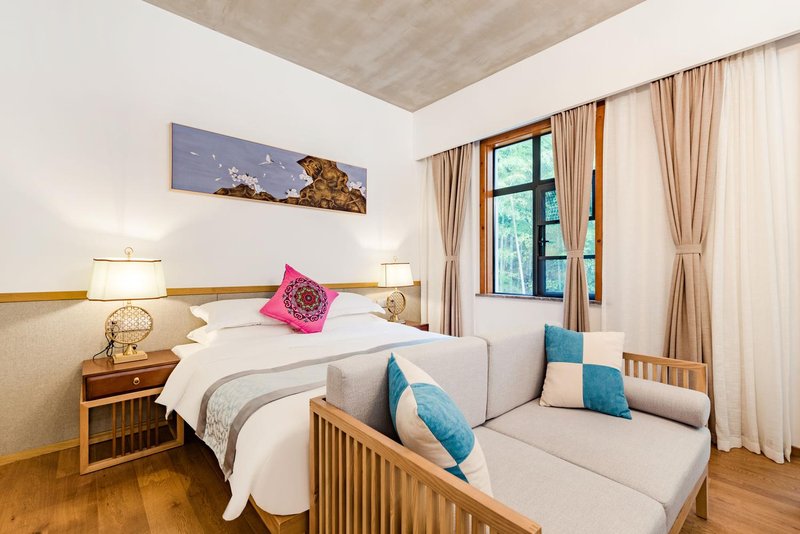 Anji hidden ridge boutiqueGuest Room