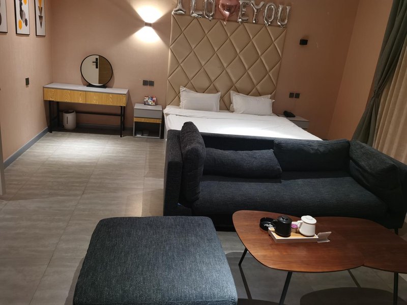 Beipiao Qiyu Theme HotelGuest Room