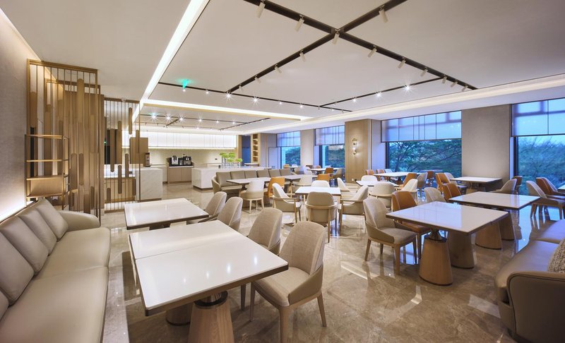 DoubleTree by Hilton Shenzhen Nanshan Hotel & ResidencesRestaurant