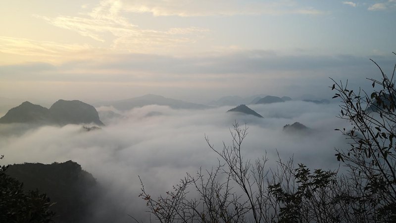 Tien Son周边景点